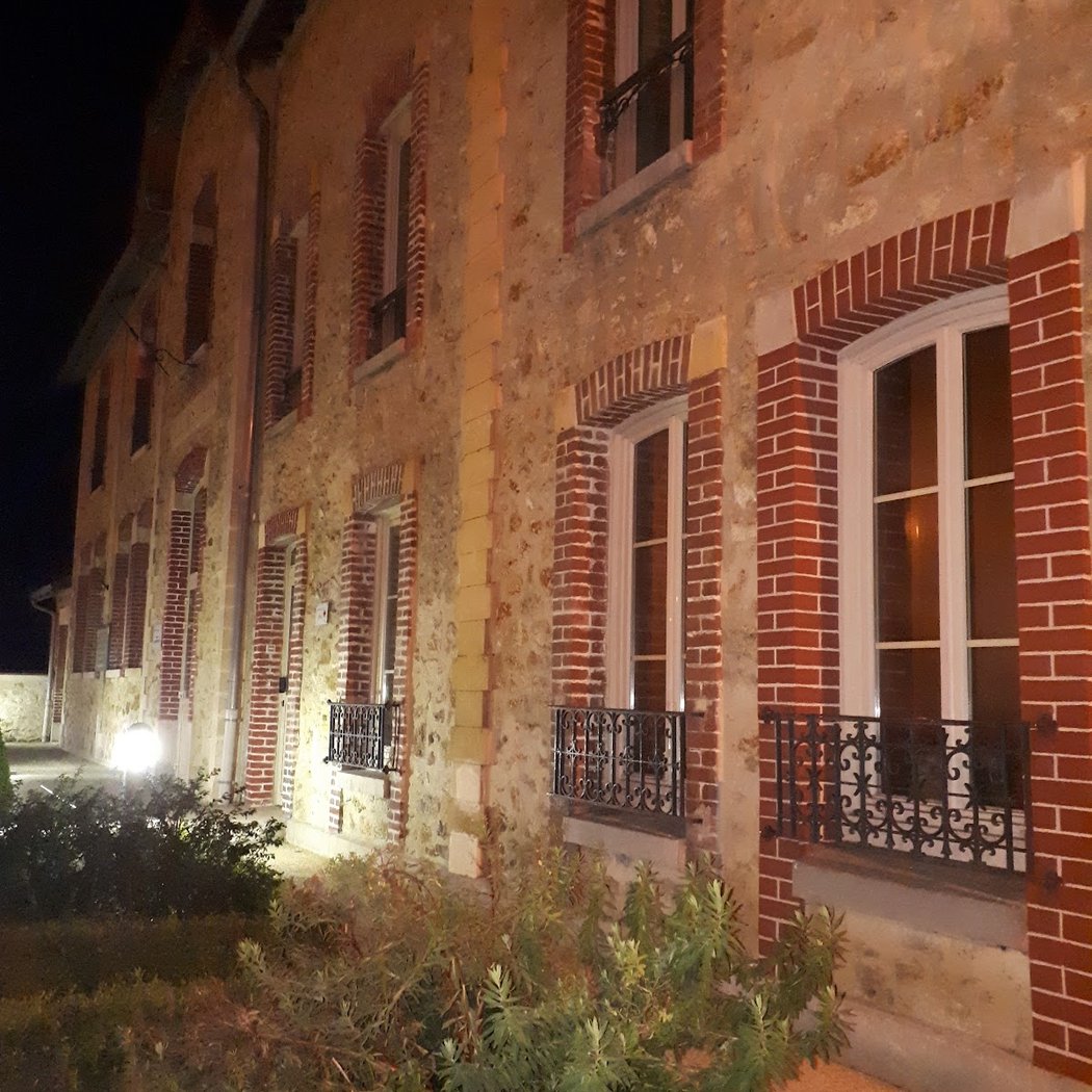 Centre Communal d'Action Sociale (CCAS) - Espace Roussillon 3
